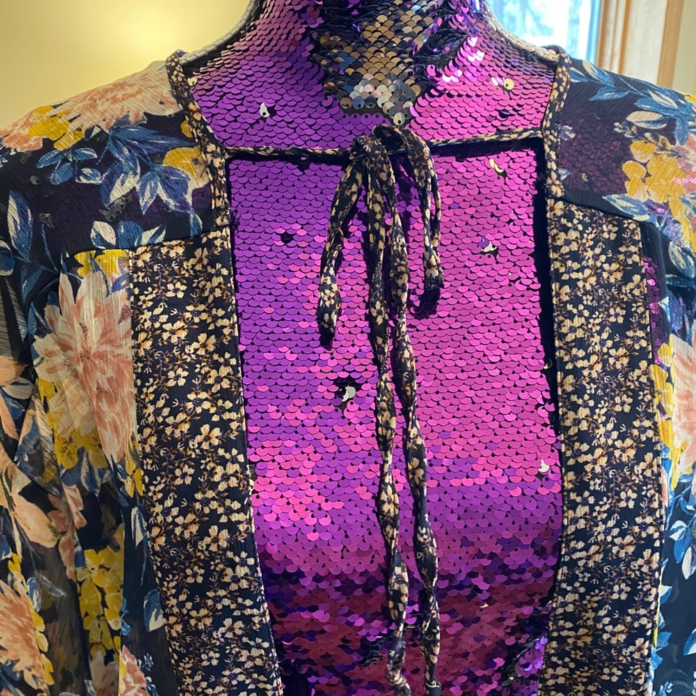 Sheer over jacket - Picture 2 of 5